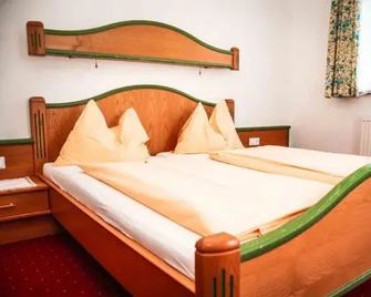Komfort Appartement Windberger, 5m to ski slope, 200m to cable car, Schladming Dachsteincard inklusive - Pichl