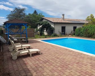 La maison du Bonheur - Saint-Bernard - Bazén