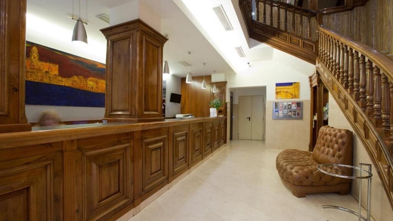 Hotel Don Curro