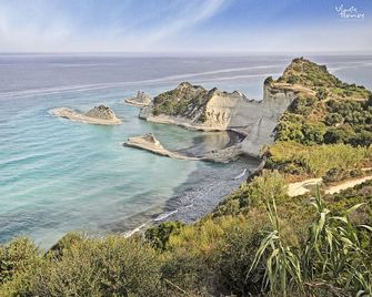 Sidari Beach Hotel - Sidari