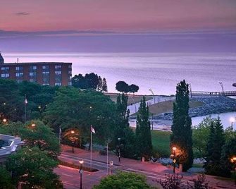 Waterfront Hotel Downtown Burlington - Burlington - Udsigt