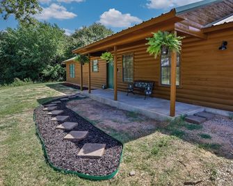Tranquil 3-Bedroom Cabin Near Winstar Ca - Thackerville