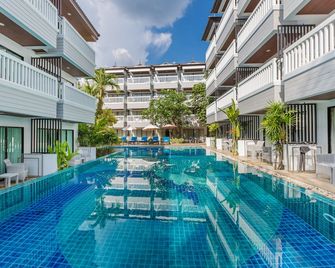 Aonang Buri Resort - קראבי - בריכה