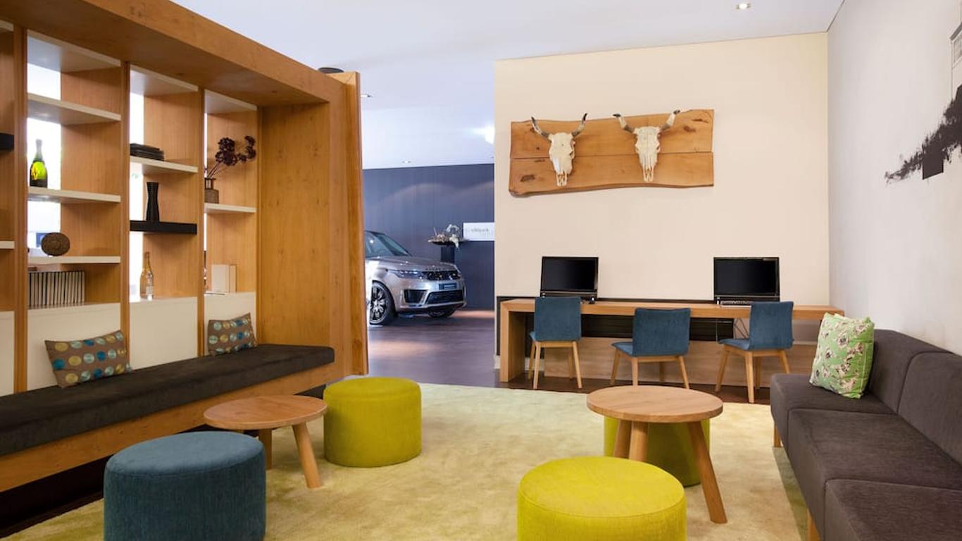 تايلورماد هوتل سيلبارك سشينديليجي