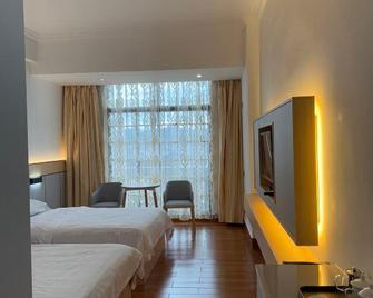 Dongxing Fuzhen Hotel - Fangchenggang - Bedroom