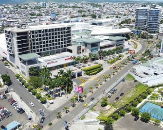 Park View Hostel & Suites - Manta