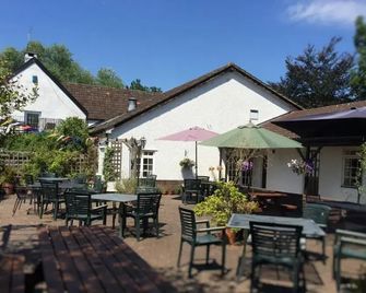 アンカー イン - トーントン - テラス