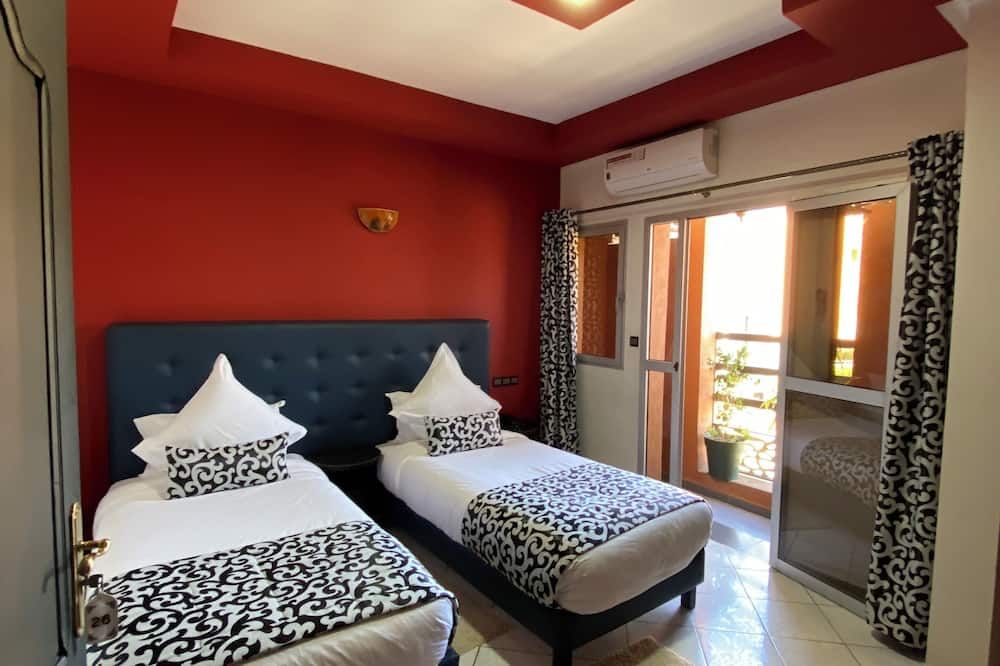 Hotel Velsatis thumbnail 3