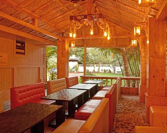 Treebo Trend La Casa Siolim - Siolim - Restaurant