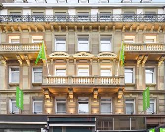 Ibis Styles Strasbourg Centre Gare - Strasbourg - Building
