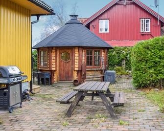 Gorgeous Apartment In Bø I Telemark - Bo i Telemark - Innenhof