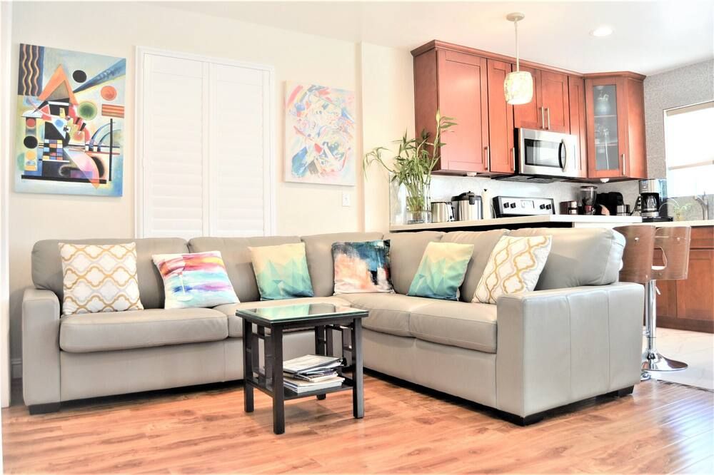 4br/3ba,heartdowntown Sanjose-Gem Craftsman,fireplace,near Sap,airport,city Hall - San Jose - Living room