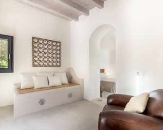 Tenuta Olive Alive - Noto