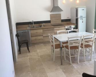 New Air-Conditioned Villa - Vagnas - Restaurante