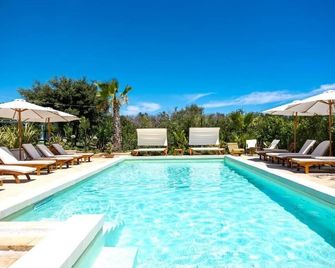 Tenuta Centoporte - Giurdignano - Zwembad