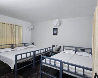 Shree Radhey - Prayagraj - Bedroom