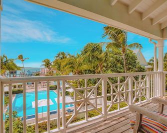 Valentines Resort & Marina - Dunmore Town - Balcon