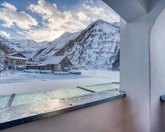 Hotel Cevedale - Solda - Patio