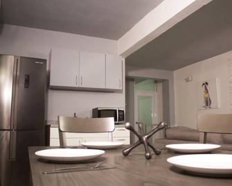 Private Apartment close to everything you need! - San Juan