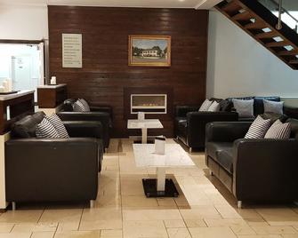 Ashbourne House Hotel - Ashbourne - Obývací pokoj