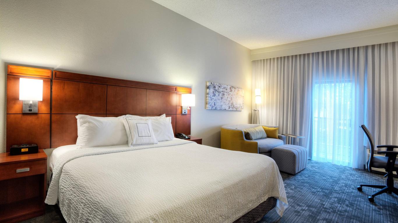 Courtyard by Marriott McAllen Airport