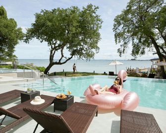 Centara Sonrisa Residences & Suites Sriracha - Chonburi - Pool