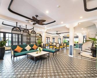 Yzistel - Hoi An - Reception