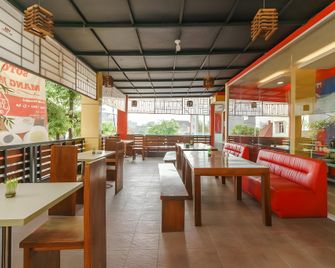 Hotel Jav Front One - Lahat - Restaurante