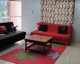 Hasmatullah Holiday Apartment 2-Bedroom With Wifi & Ac In Delightful Sigatoka - Sigatoka - Sala de estar