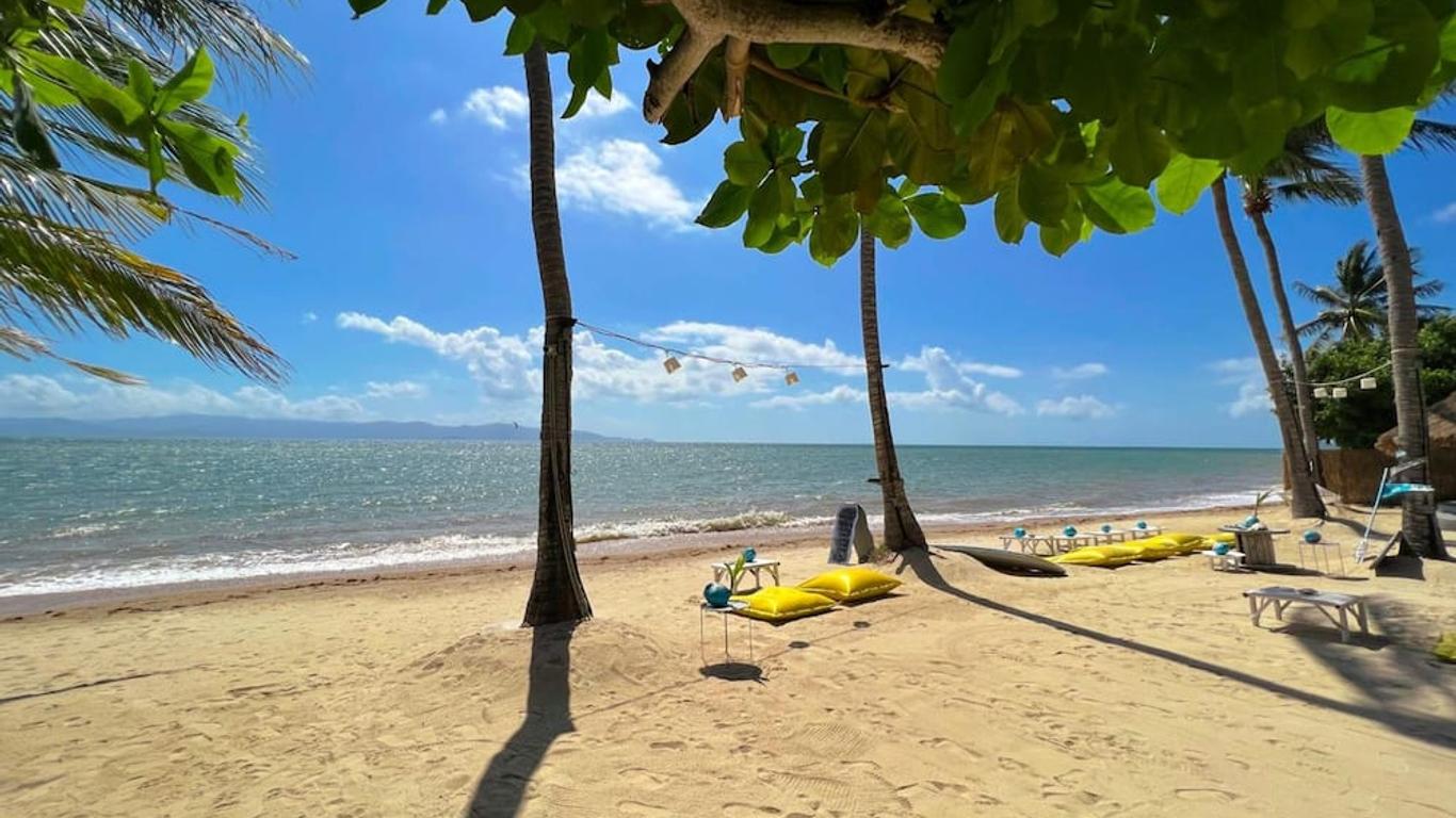 Sea Love Beach Bar & Bungalows