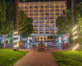 Hotel Lucerna Ciudad Juarez - Ciudad Juárez - Bina