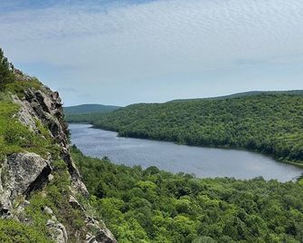 Rocky Pines Up - Bessemer - Beach
