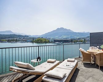 Grand Hotel National Luzern - Lucerne - Balkon