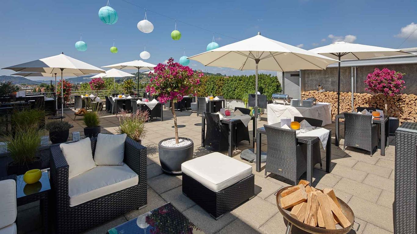 هوتل بانانا سيتي وينترثر