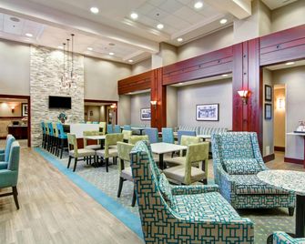 Hampton Inn & Suites by Hilton Guelph - Guelph - Restoran