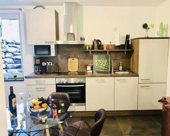Cosy apartment in Duisburg - Dinslaken - Kitchen