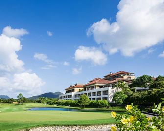 The Ritz-Carlton Okinawa - Nago - Budynek