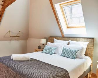 double room classic ensuite with bath chambre ducy - Foulognes - Habitación