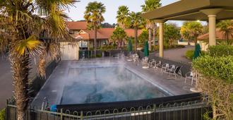 Regal Palms Resort - Rotorua - Πισίνα