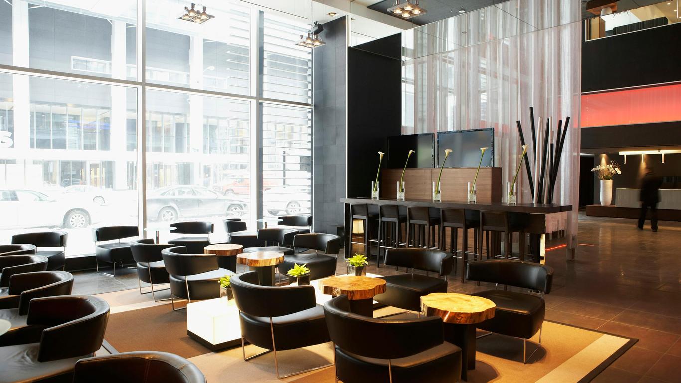 Le Germain Hotel Maple Leaf Square