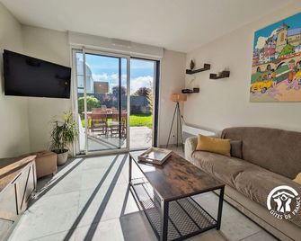 Le Pêcheur d'étoiles - Villiers-Charlemagne - Salon