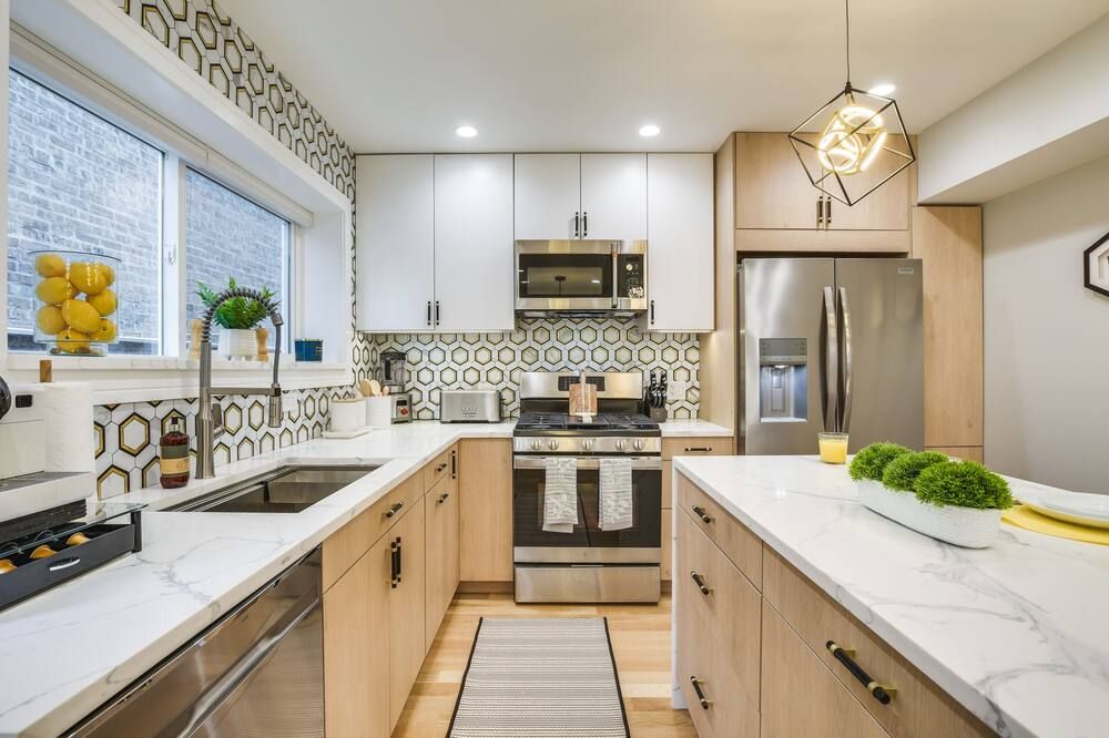 Stylish Chicago Retreat Walk to Loyola University - שיקאגו - מטבח