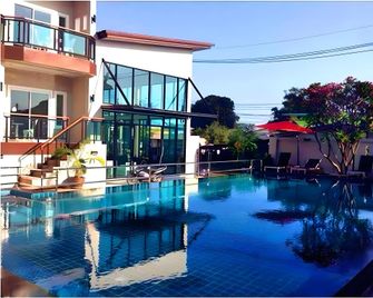 Bee Orchid Pool Villa - Pattaya - Pool