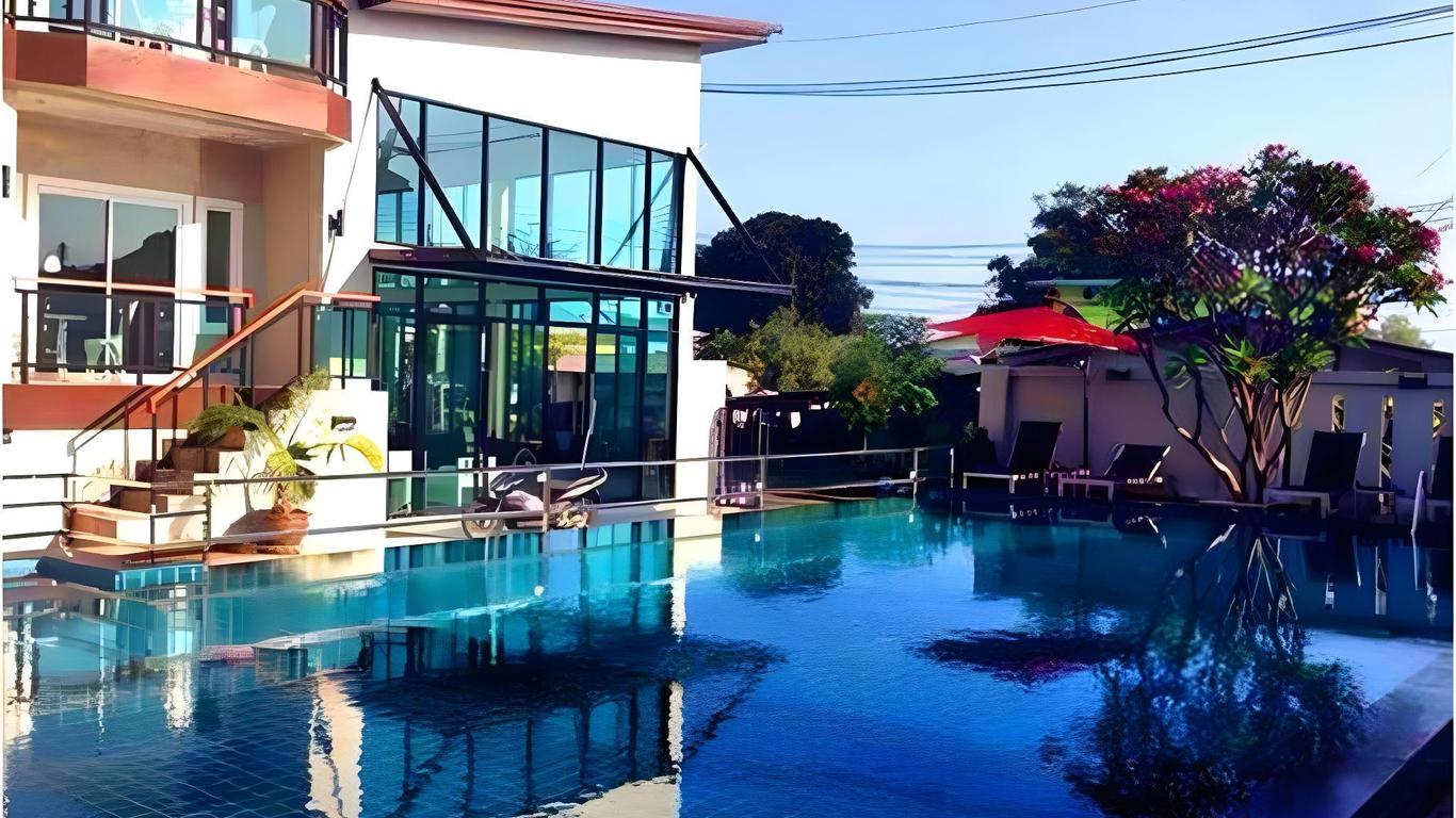 Bee Orchid Pool Villa