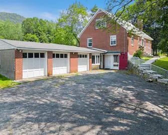 Secluded Sanctuary in Nature - Monroe - Gebouw