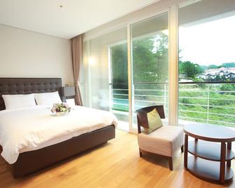 Hotel Riviera Geoje - Geoje - Habitación