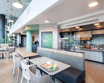 B&B HOTEL Nice Aéroport Arenas - ניס - מסעדה