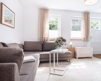1-Raum-Apartment Uns Muuslock im Ostseebad Ahrenshoop - Ahrenshoop - Salon