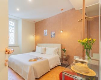 Como Dreams Apartments - Serendipity Suite by Rent All Como - Como