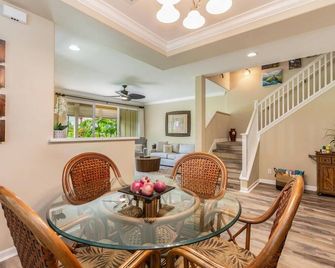 Nihilani 4A townhouse - Princeville - Dining room